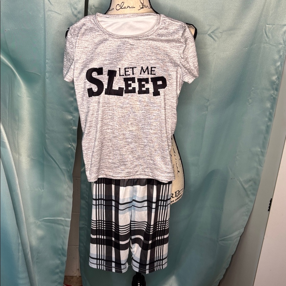SHEIN Kids Girl’s Pajama Set